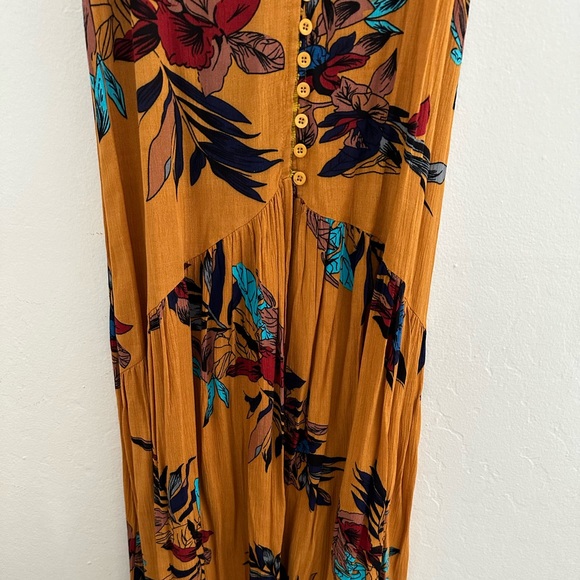 High waisted skirt - Picture 2 of 3